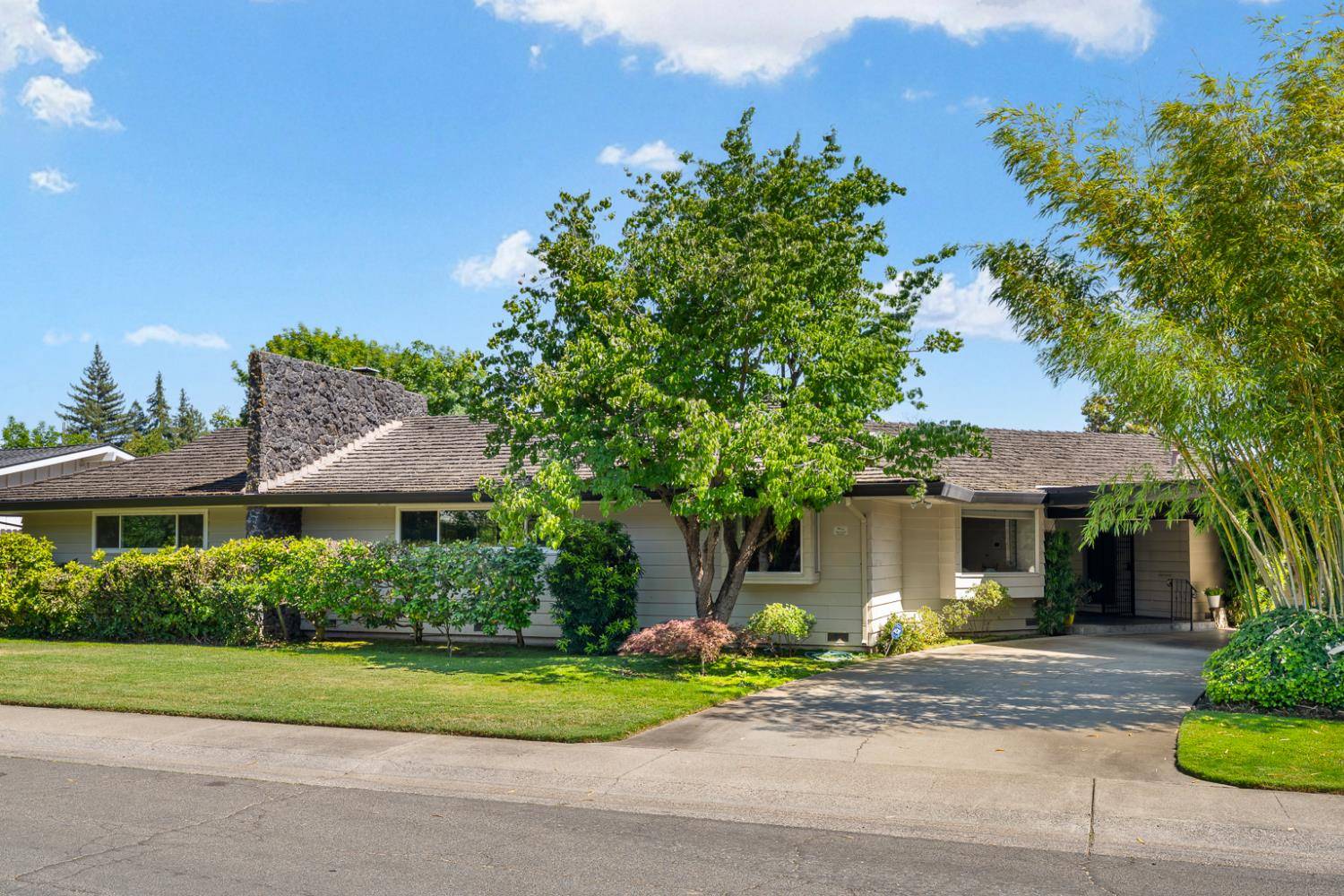 Sacramento, CA 95864,540 Wilhaggin DR