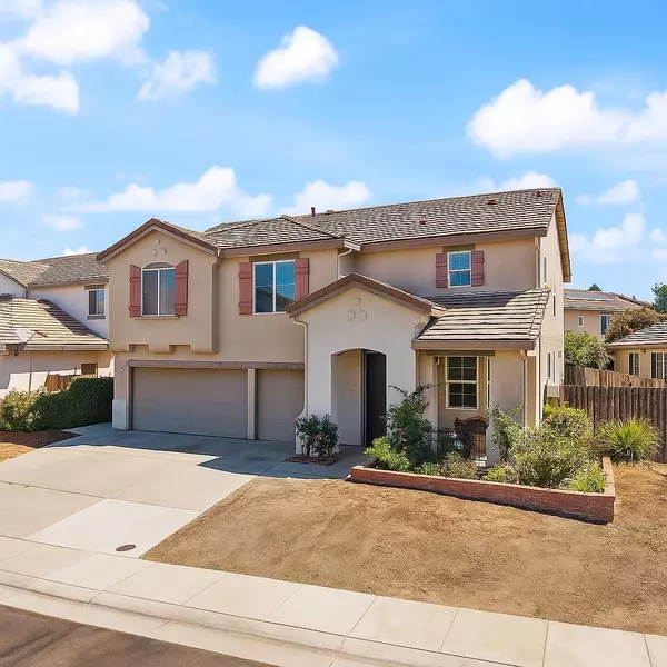 7717 Tamarindo Bay DR, Sacramento, CA 95828