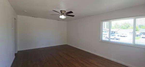 Sacramento, CA 95832,7640 Teekay WAY