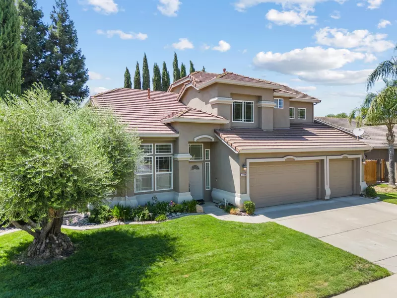 1148 Deitz Circle, Oakdale, CA 95361