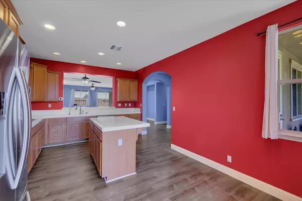 Olivehurst, CA 95961,1454 Tarrant DR