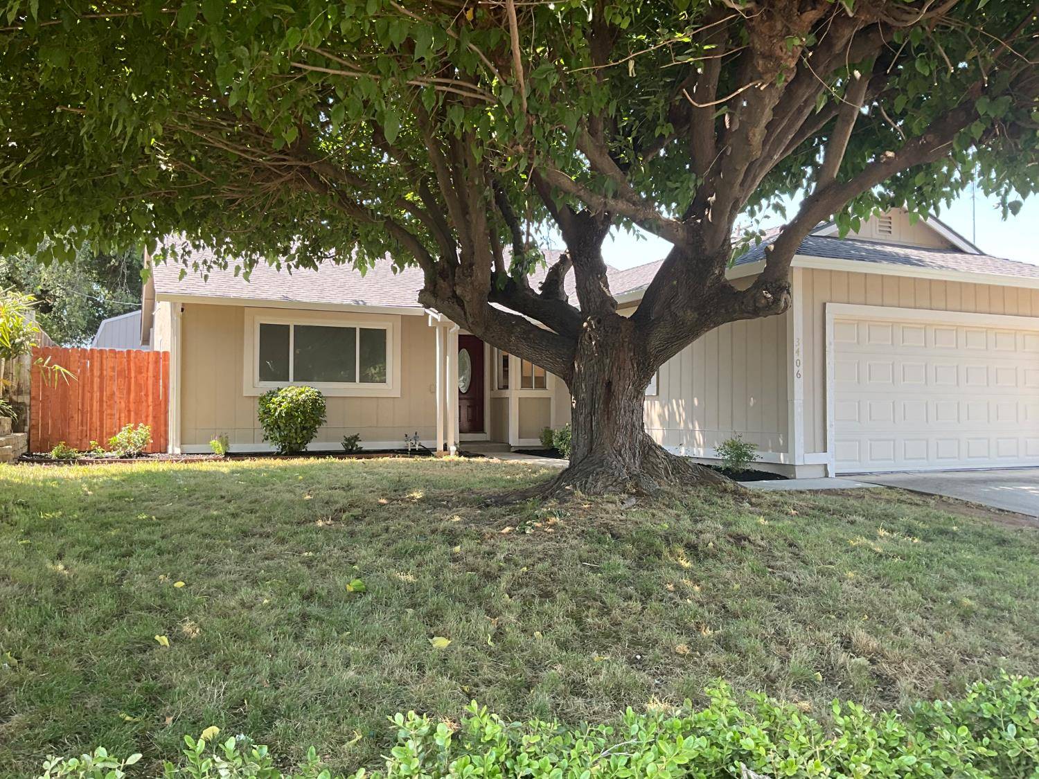 3406 Scotland DR, Antelope, CA 95843