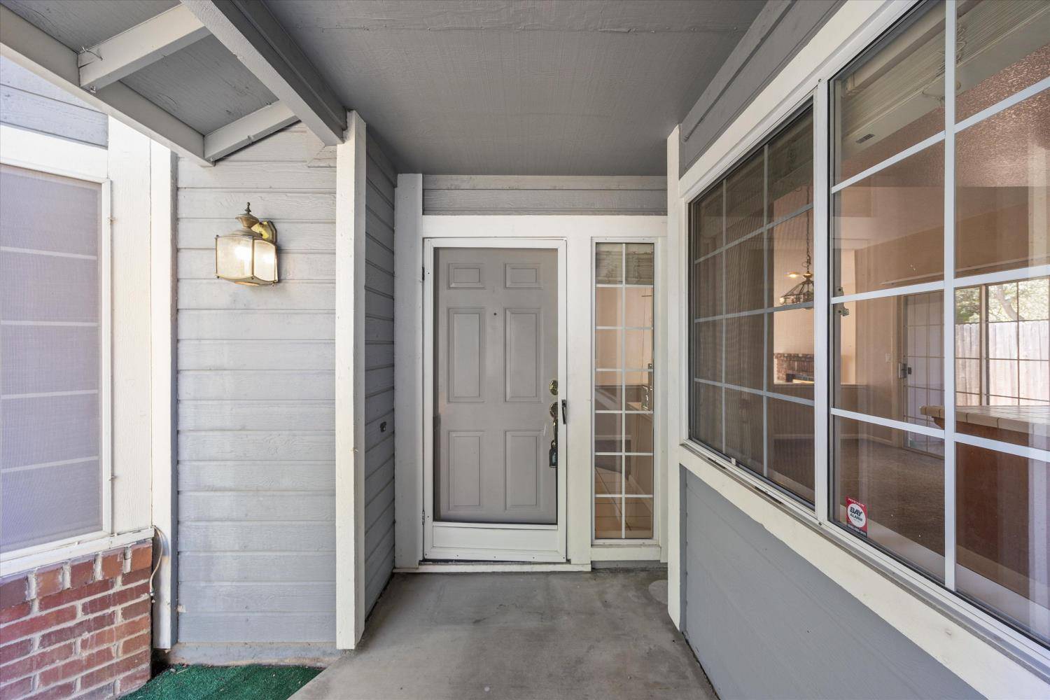 Citrus Heights, CA 95621,7141 Rollingside CT