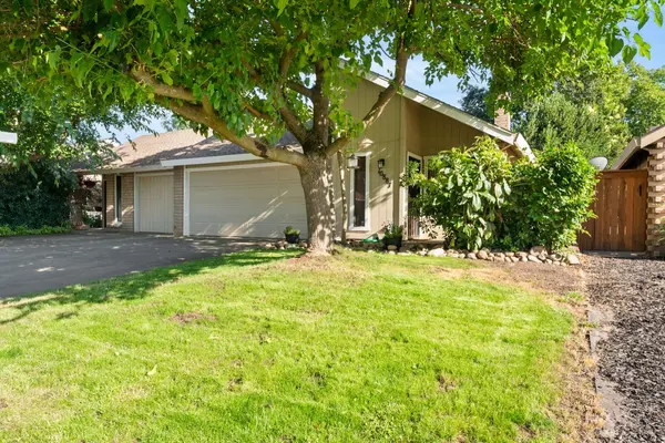 Rancho Cordova, CA 95670,10887 Paiute WAY