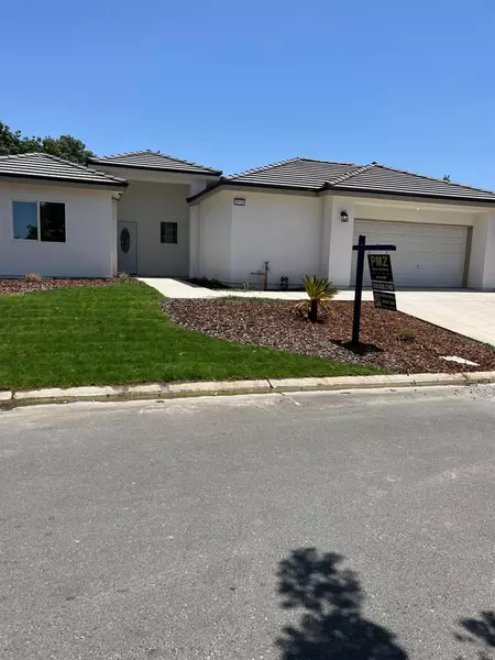 8520 Lake Shore DR, Chowchilla, CA 93610