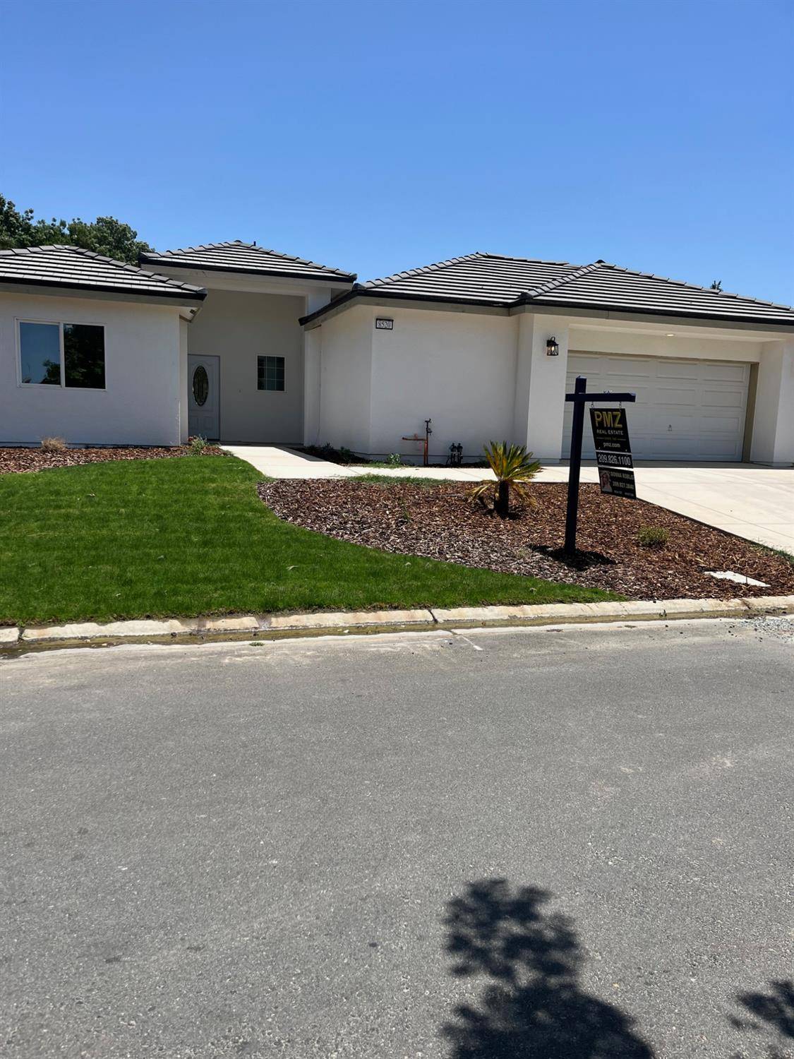 8520 Lake Shore DR, Chowchilla, CA 93610