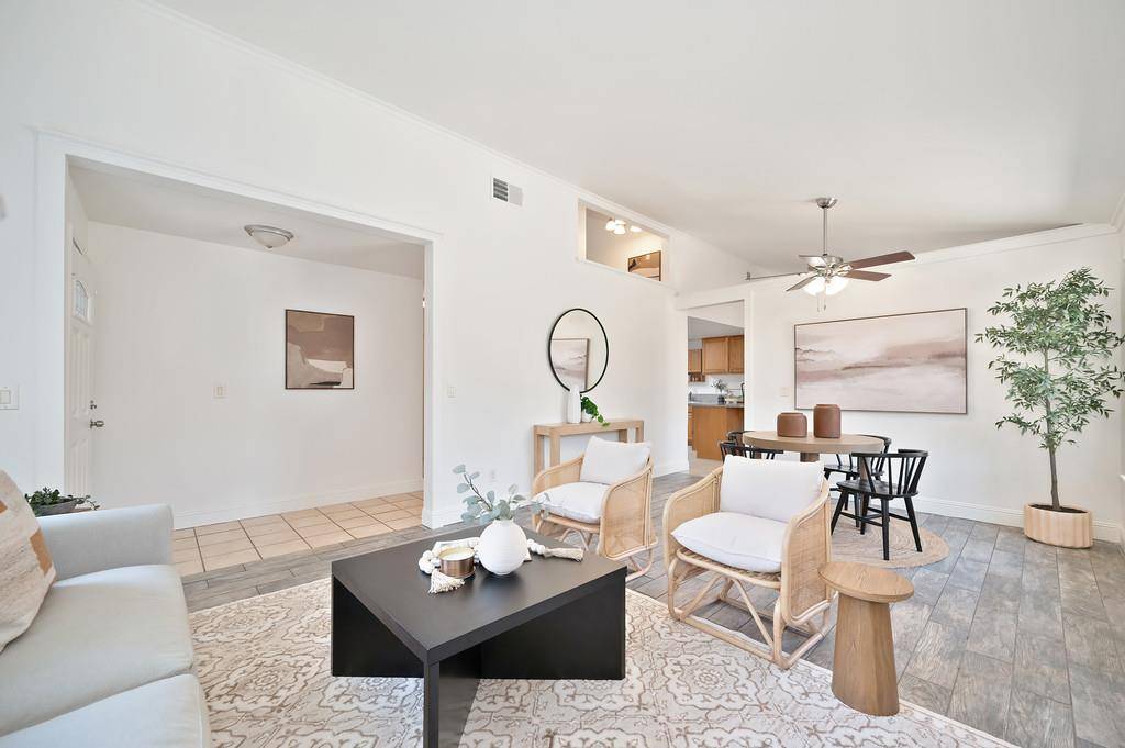 Sacramento, CA 95828,8007 Skywoods WAY
