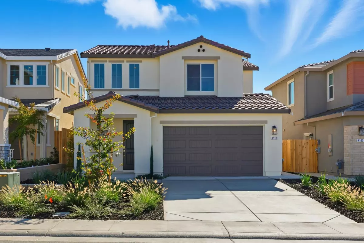 Rancho Cordova, CA 95742,4396 Canyon Coral Way