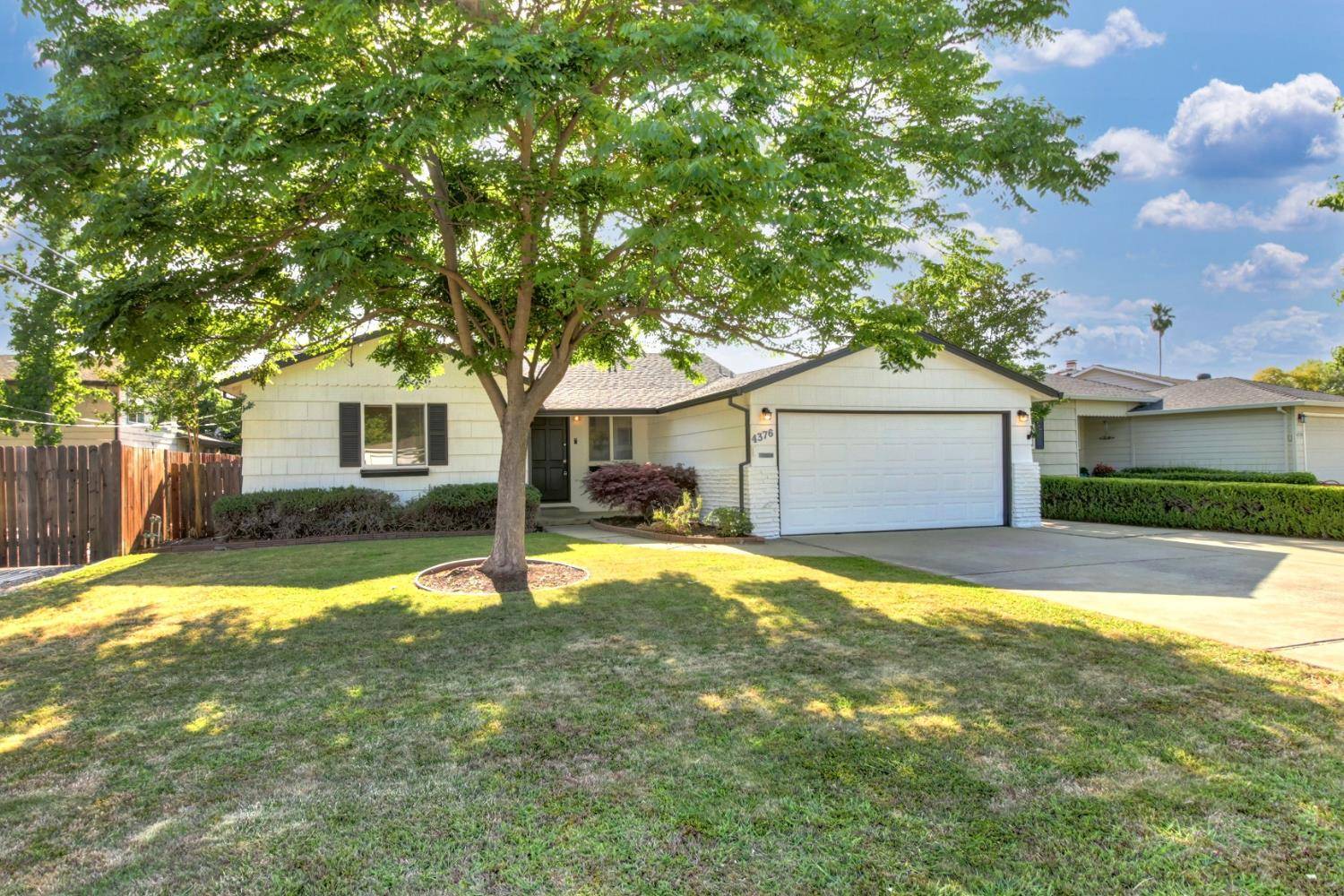 4376 Vulcan DR, Sacramento, CA 95864