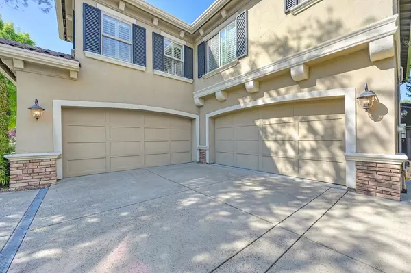El Dorado Hills, CA 95762,8017 Marches Way