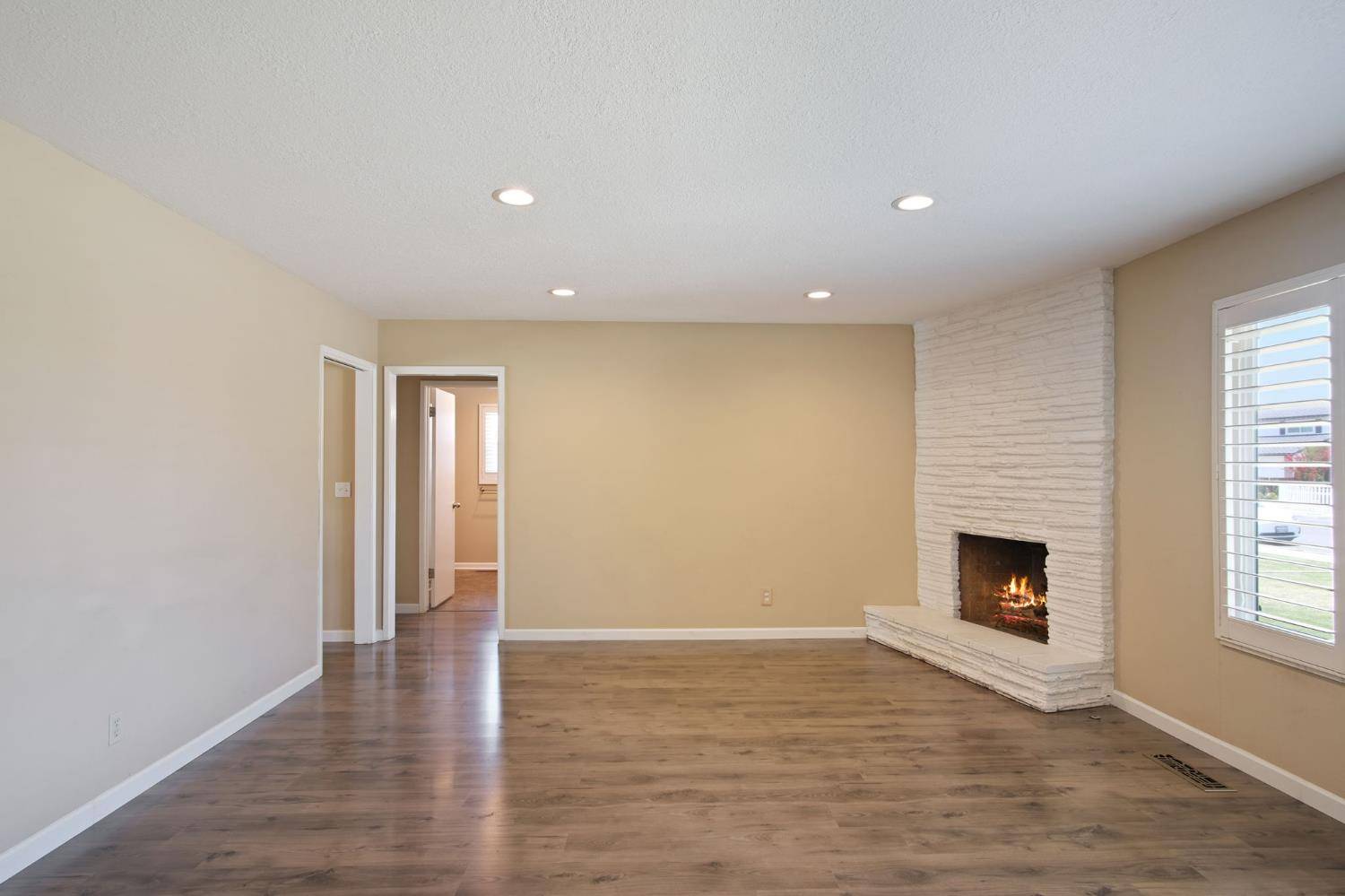 Turlock, CA 95382,1920 ANNHURST AVE