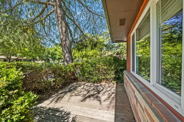 Davis, CA 95618,2848 Bidwell ST #1