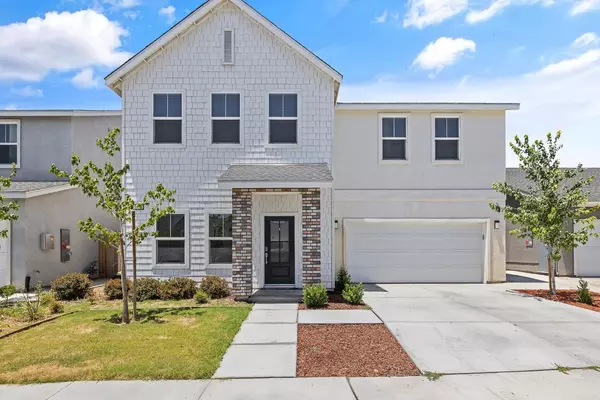 1754 N Aster lake RD, Hanford, CA 93230