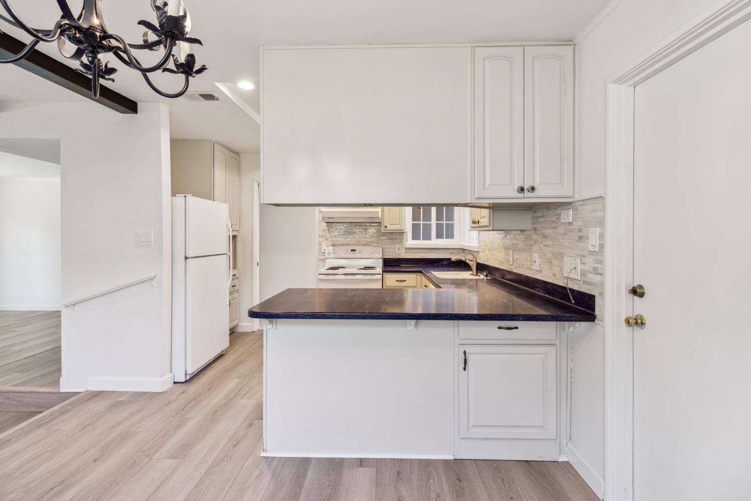 Sacramento, CA 95826,112 WATERGLEN CIR