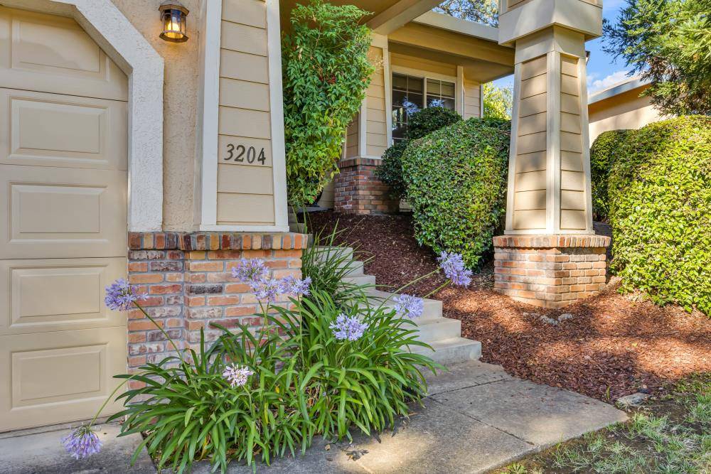 El Dorado Hills, CA 95762,3204 Melrose WAY