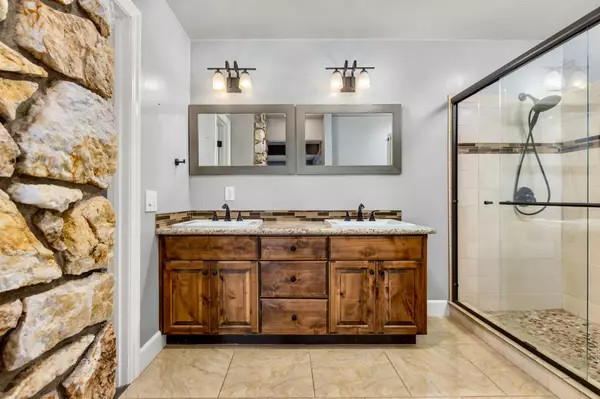 Nevada City, CA 95959,11732 Forest View DR