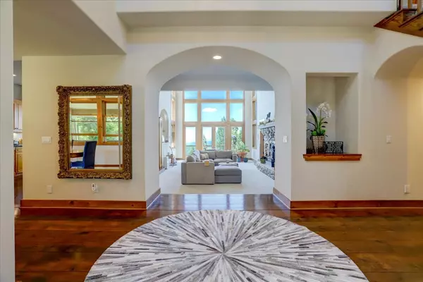 Nevada City, CA 95959,10112 Old Blue RD