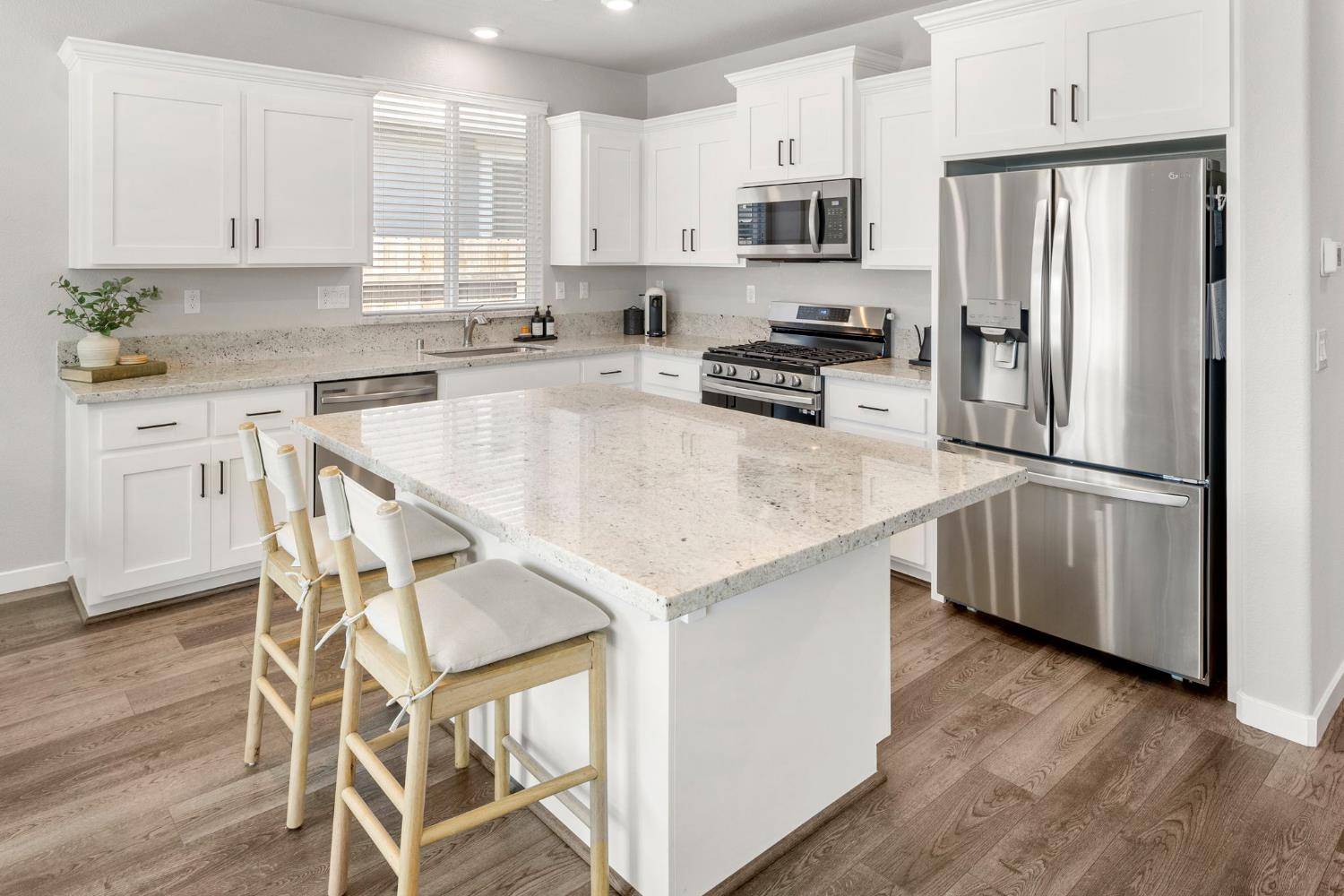 Roseville, CA 95747,617 Sea Cliff CT