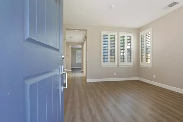 Manteca, CA 95337,1076 Balzo ST