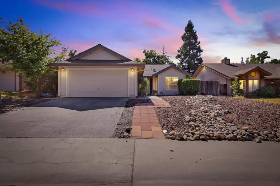 3105 Joellen CT, Carmichael, CA 95608