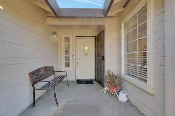 Carmichael, CA 95608,3105 Joellen CT