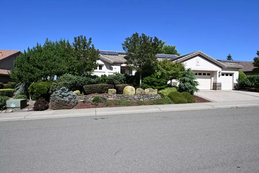 1635 W Barn Valley LN, Lincoln, CA 95648
