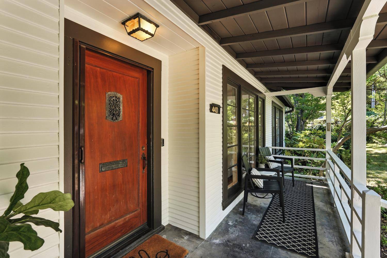 Auburn, CA 95603,440 Foresthill AVE