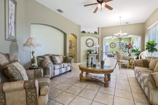 Stockton, CA 95206,4408 Sydney LN