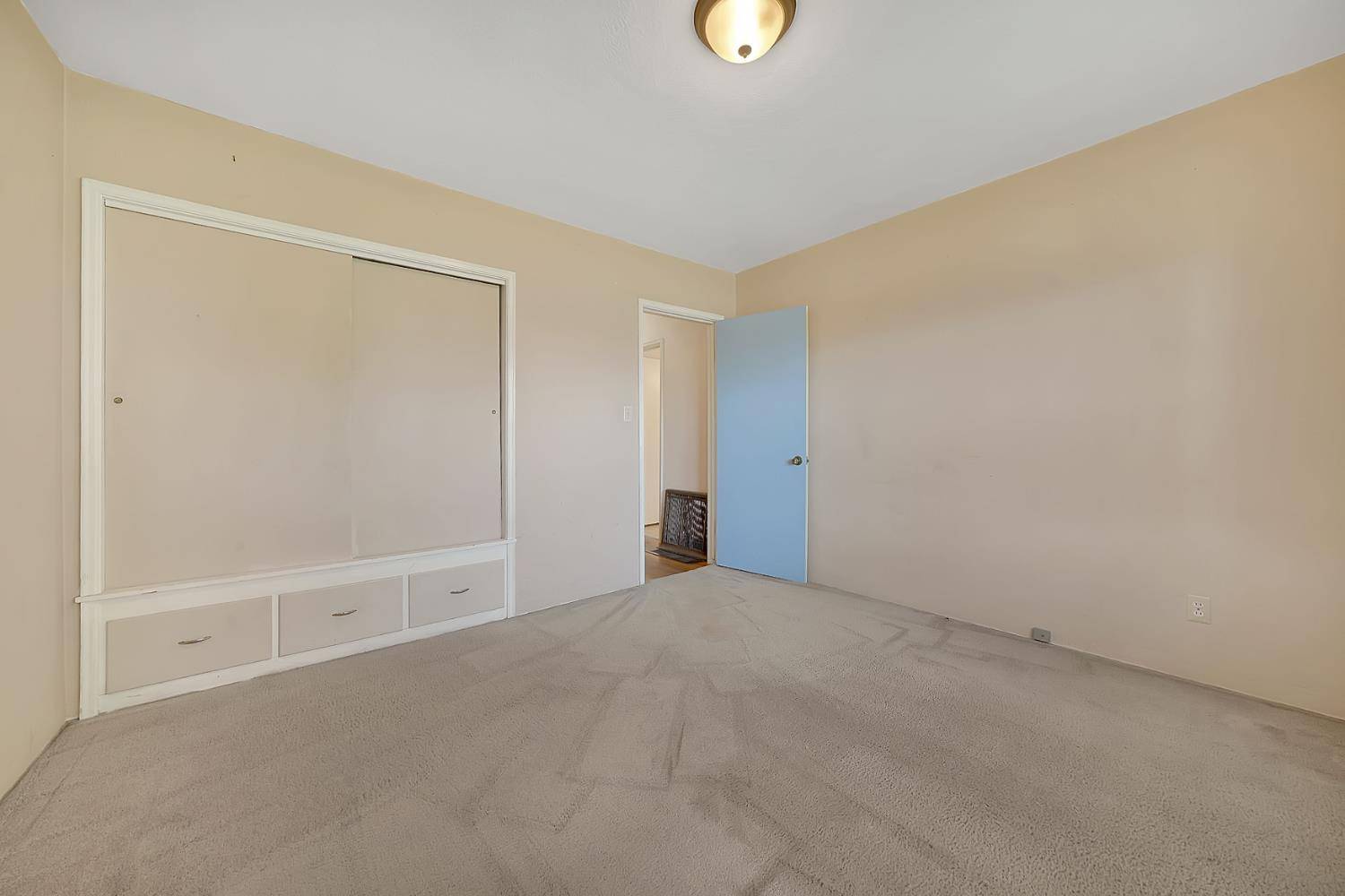 Lodi, CA 95240,717 Louie AVE