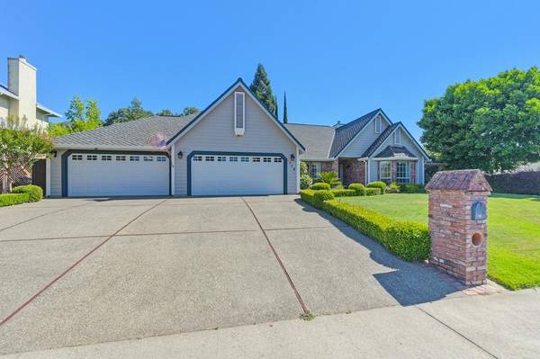116 Raeanne LN, Folsom, CA 95630