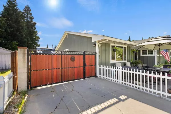 Elk Grove, CA 95624,9536 Batey AVE
