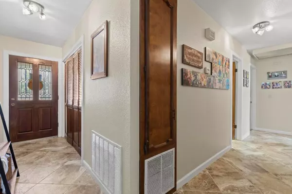 Yuba City, CA 95991,1660 Edgewood CT