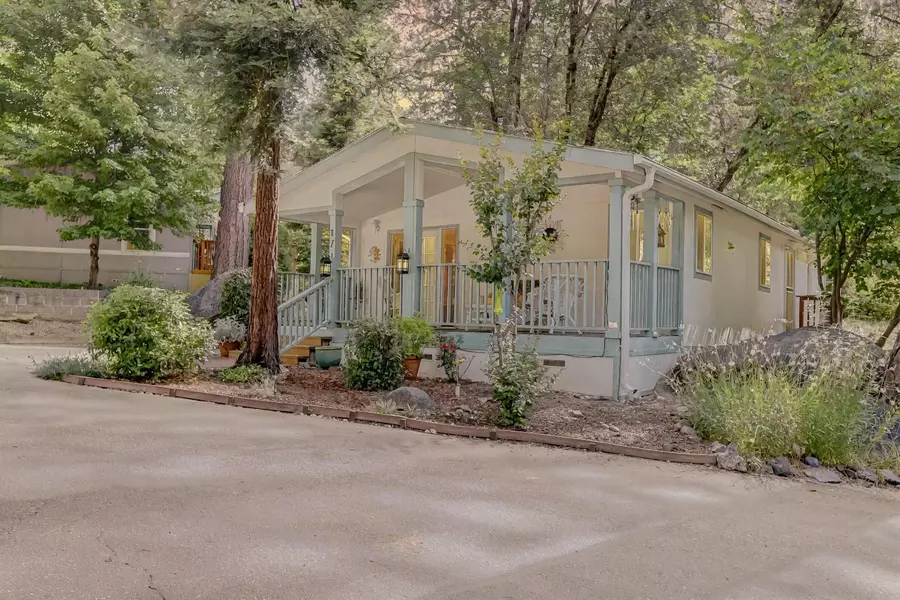 251 Willow Valley RD #17, Nevada City, CA 95959