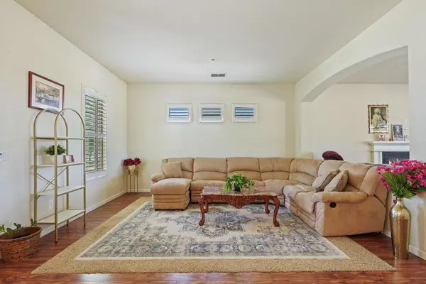 Wilton, CA 95693,9240 Stablegate