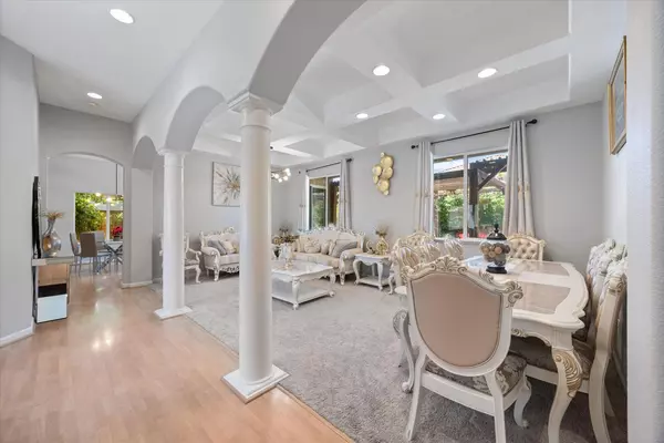 3080 Palmate WAY, Sacramento, CA 95834