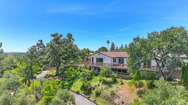 Rocklin, CA 95677,2560 Lodestar ST