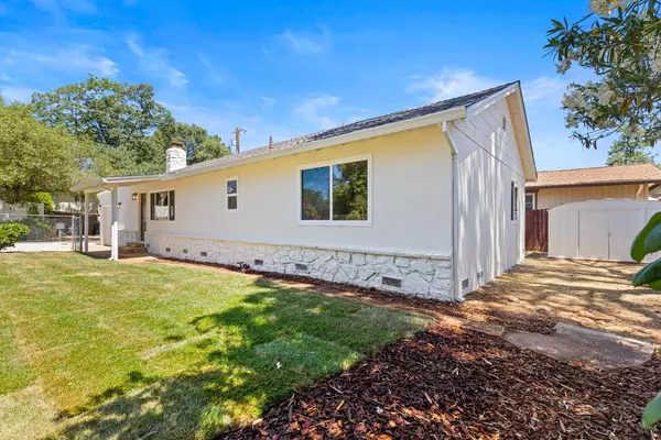 Placerville, CA 95667,382 Jane DR