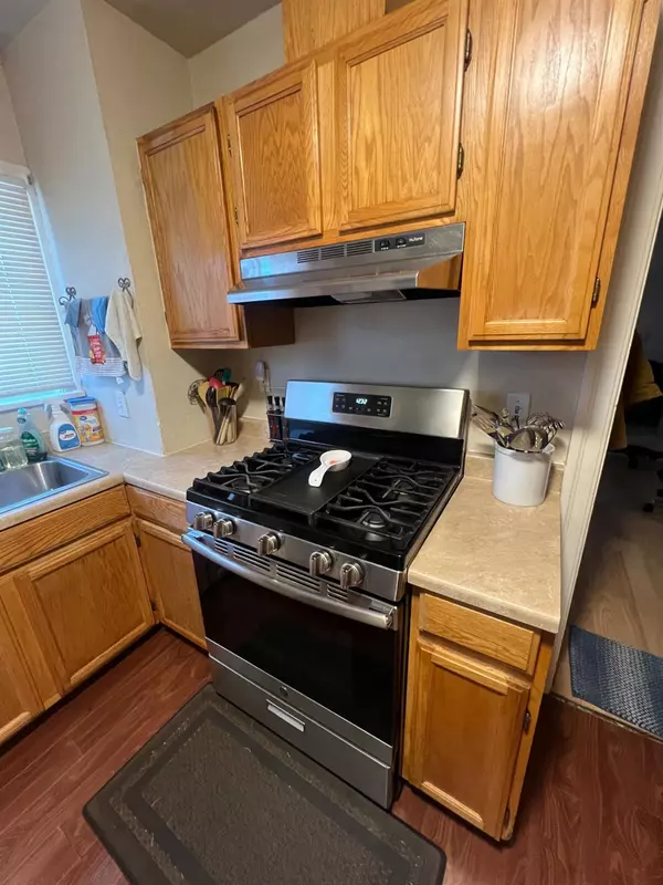 Oakland, CA 94605,2527 84th AVE