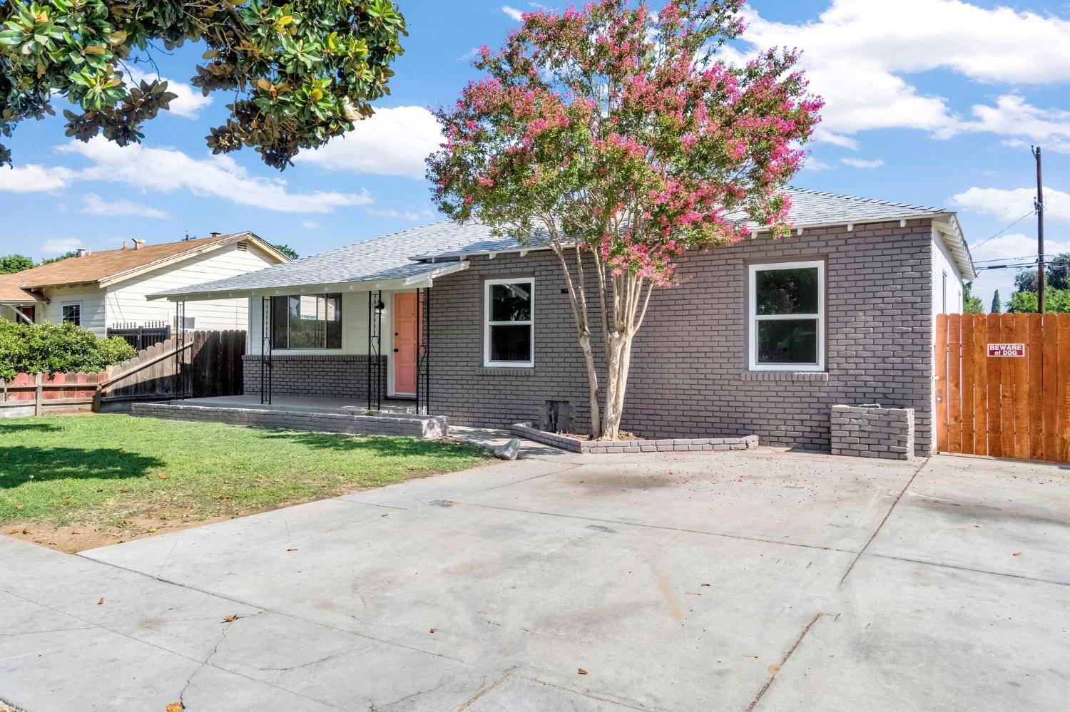Fresno, CA 93703,3525 E Hammond AVE