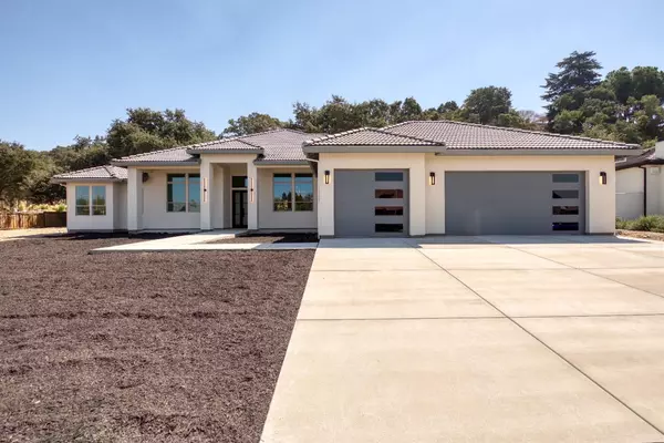 Oakdale, CA 95361,10318 Fox Borough DR