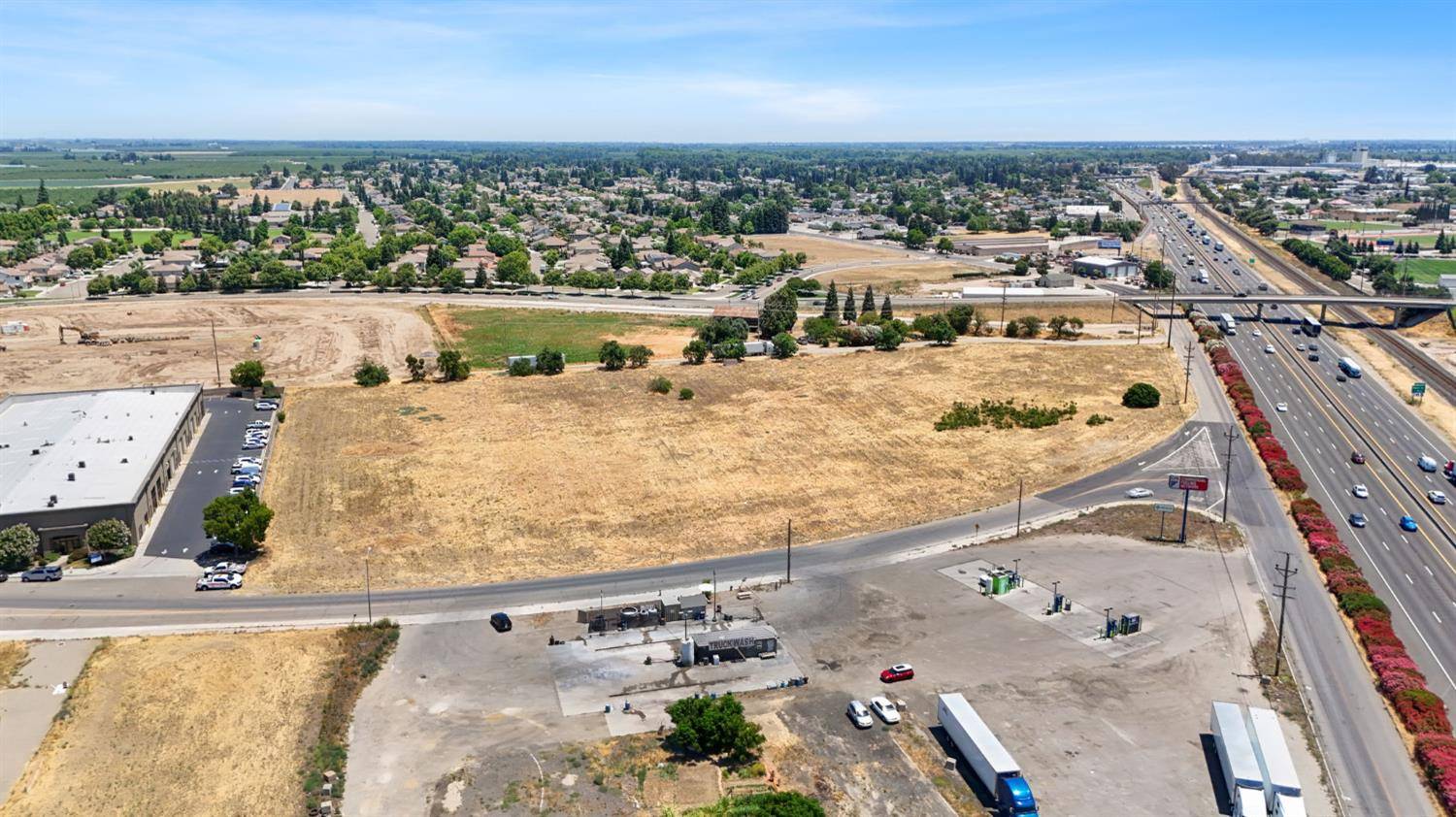 Ripon, CA 95366,960 Goodwin DR