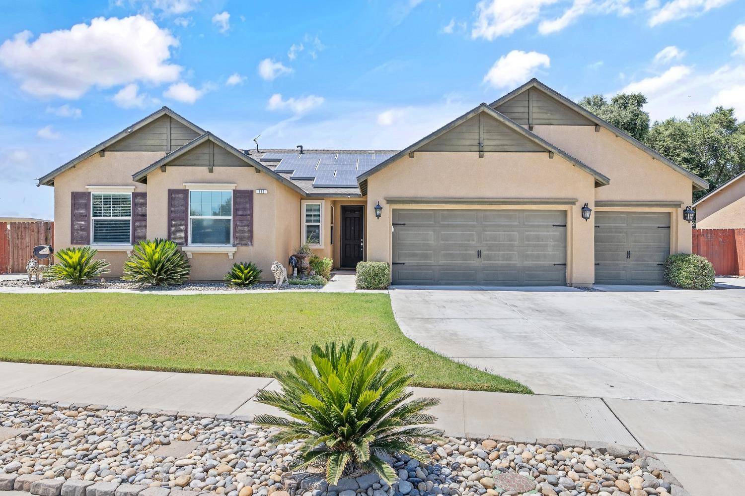 863 Legacy DR, Lemoore, CA 93245