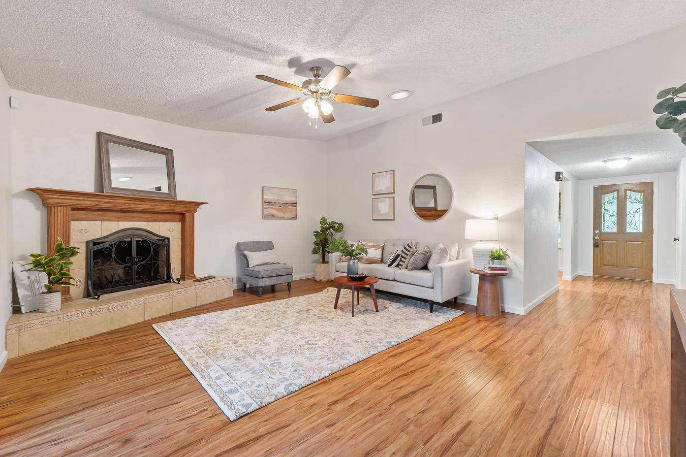 Sacramento, CA 95831,916 Park Ranch WAY