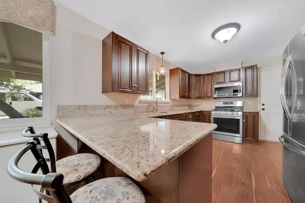 33 N. Pioneer Cir, Jackson, CA 95642