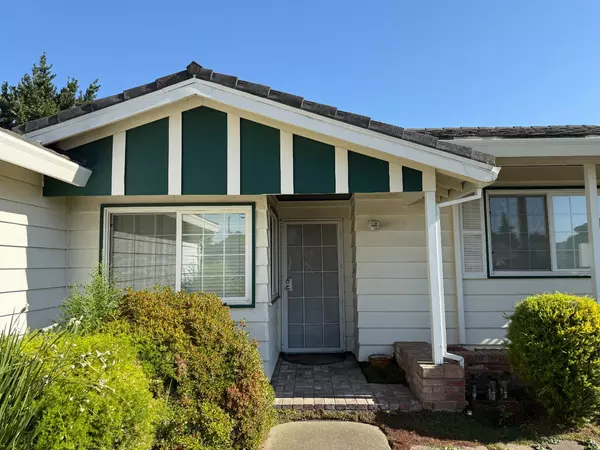 Sacramento, CA 95826,8216 Rensselaer WAY