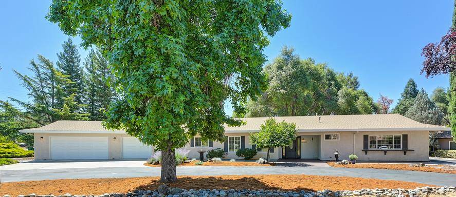 23571 Woodhaven PL, Auburn, CA 95602