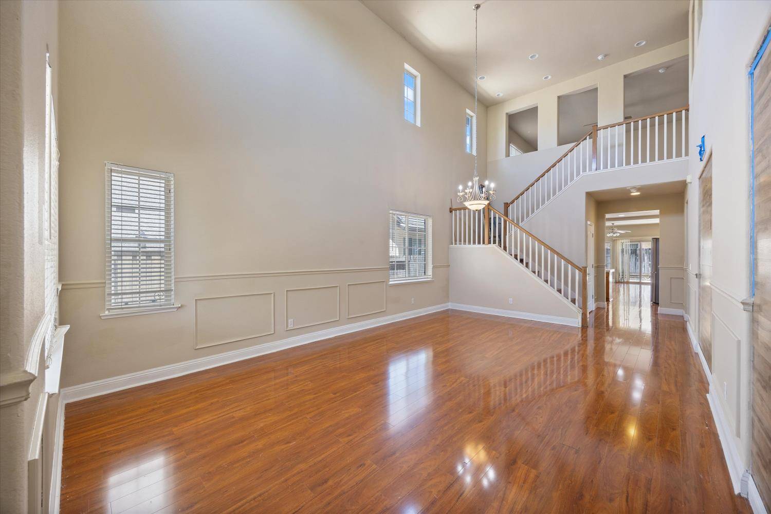 West Sacramento, CA 95691,4025 Shaver CT