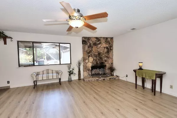 Rio Linda, CA 95673,6718 5th AVE