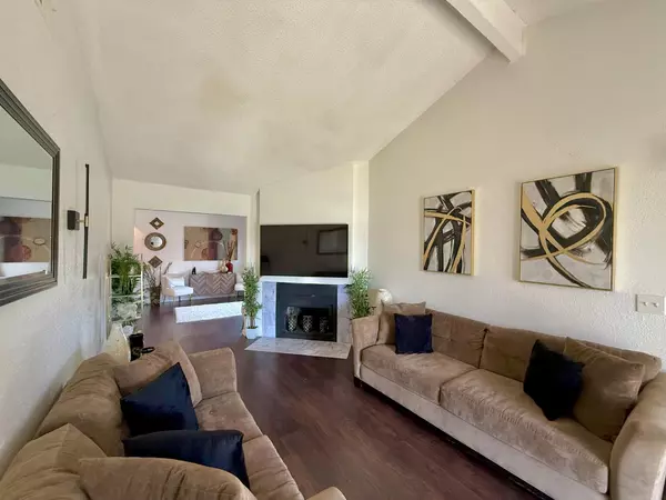 Sacramento, CA 95822,87 Pulsar CIR