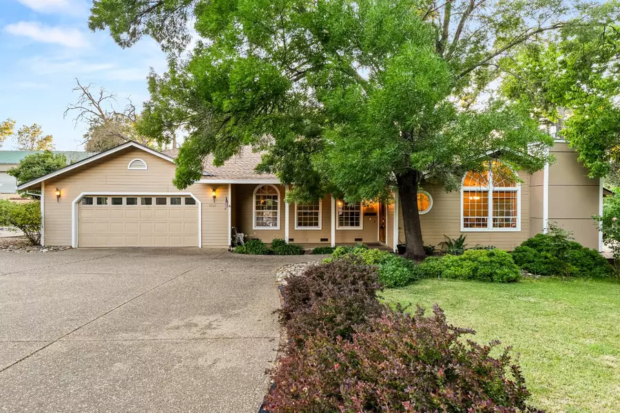 7737 Leever LN, Orangevale, CA 95662